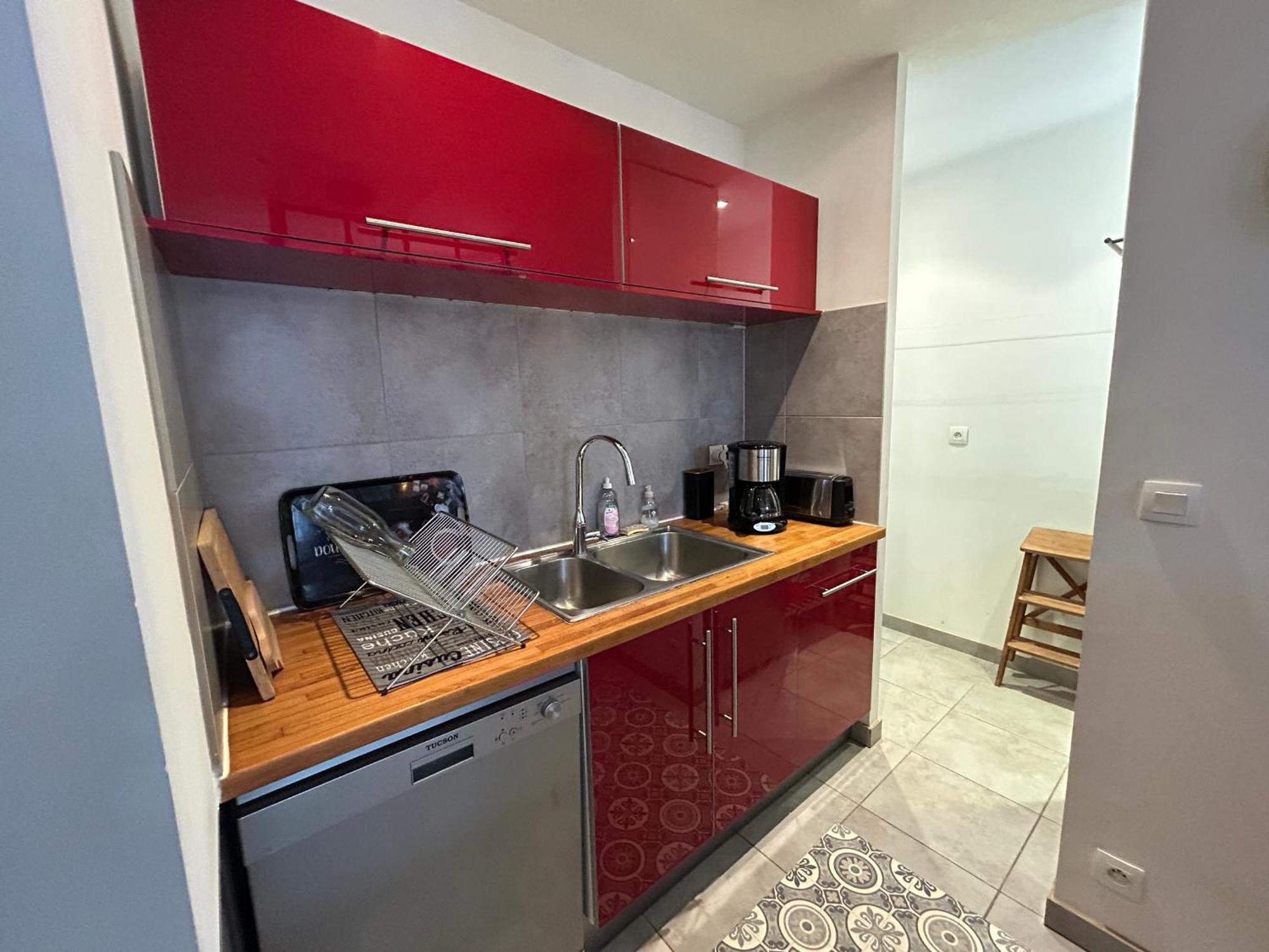 Appartement A Saint-jean-de-luz, Proche & Port - Fr-1-239-1090 *